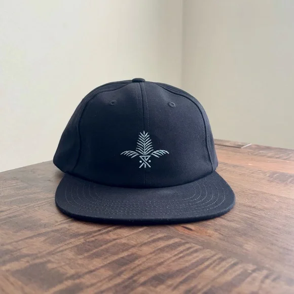 NWT! Roark | Silver Fern 6-Panel Hat - Picture 2 of 4